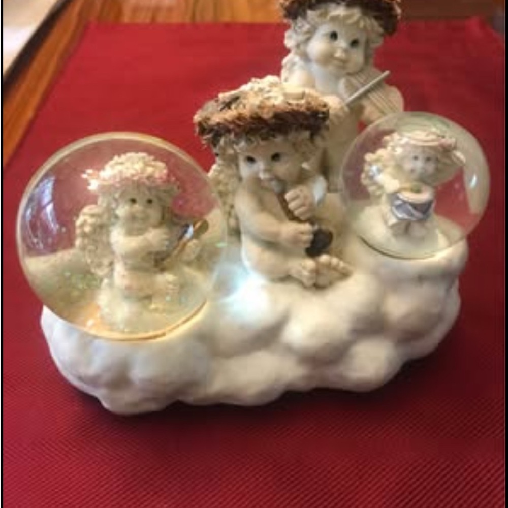 Vintage Westland “Dreamsicles” water globe music box.